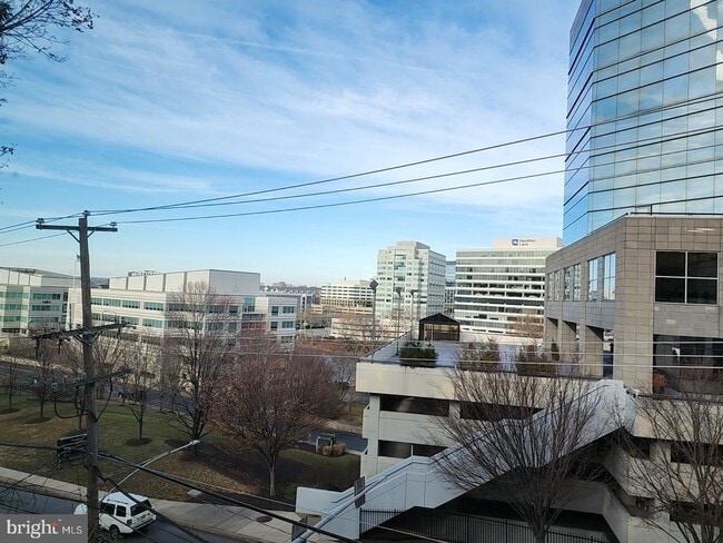 Foto del edificio - 228 Crawford Ave
