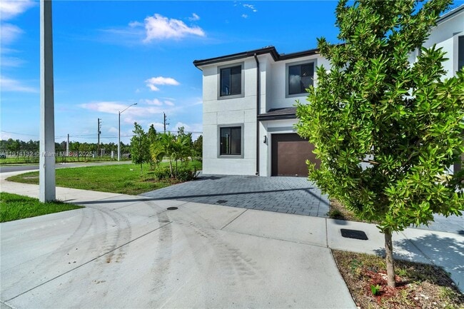 Photo - 34520 SW 191st Ct Townhome