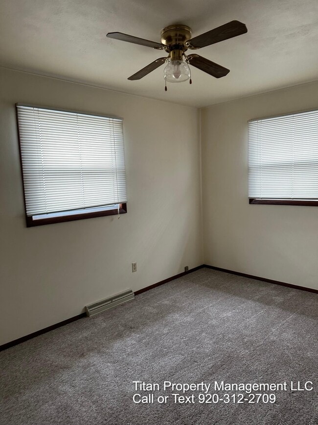 1250 Primrose Ln, Neenah, WI 54956 Townhome Rentals in Neenah WI