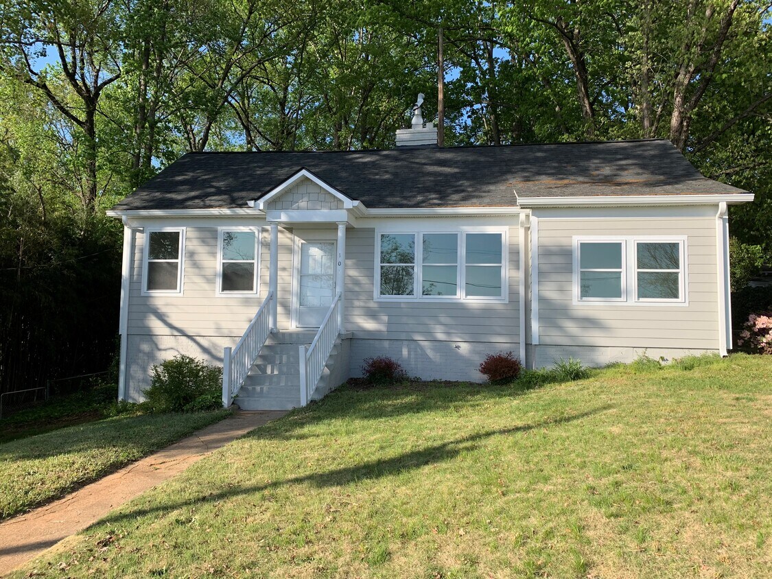 Primary Photo - 101 Sylvania Ave
