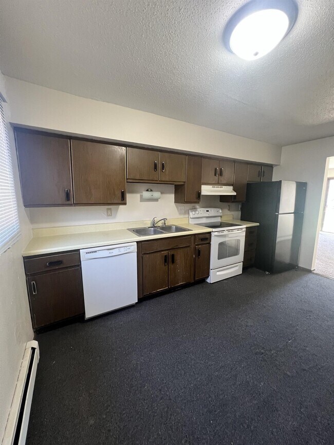 Foto del edificio - 715 Ridgeview Rd