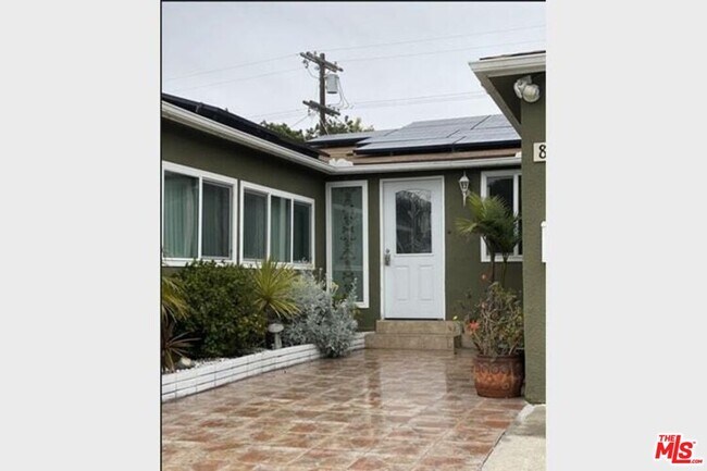 Building Photo - 8120 Winsford Ave