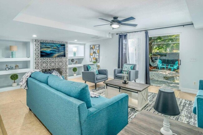 Foto del edificio - 2908 Stetson St