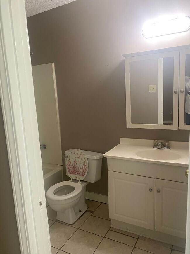 Photo - COMING SOON!! Spacious 3-Bedroom, 2-Bath H... House