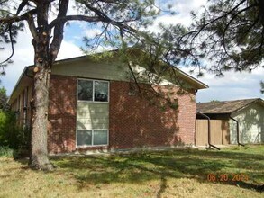 Building Photo - 1438 Hover St
