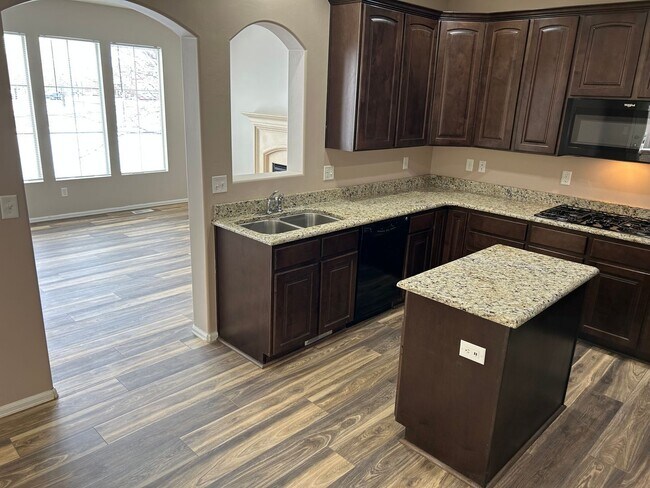 Foto del edificio - Beautiful 3 Bed 2.5 Bath - 2 Story Home in...