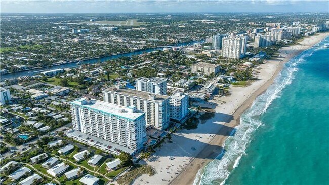 Foto del edificio - 1010 S Ocean Blvd