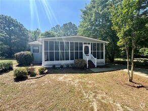 Building Photo - 805 Minurva Ct