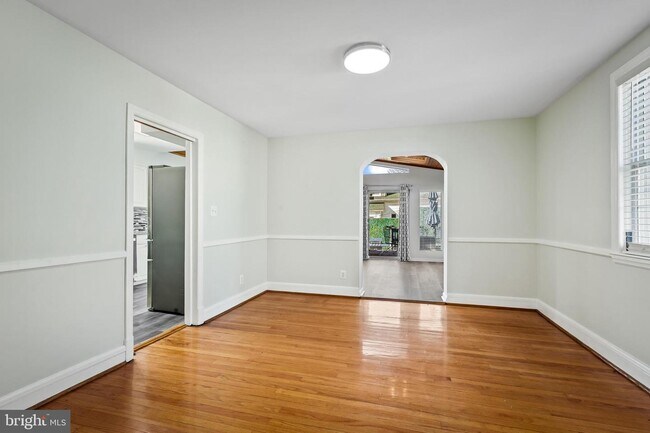 Building Photo - 3806 Edgewood Rd