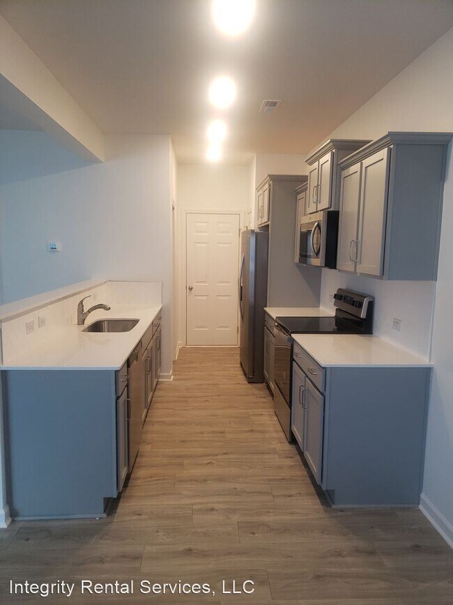 Building Photo - 3 br, 2.5 bath House - 552 Hice Street