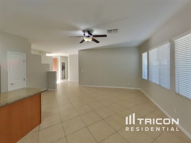 Building Photo - 2204 Turtle Beach Ave