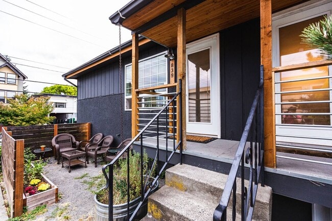 Building Photo - 841 NW 50th St