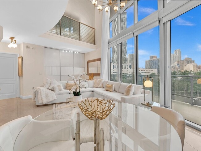 LIVING ROOM - 90 SW 3rd St