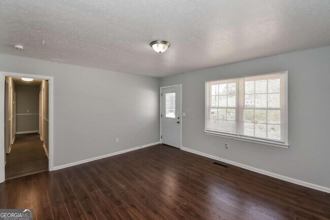 Building Photo - 229 Waddell Dr