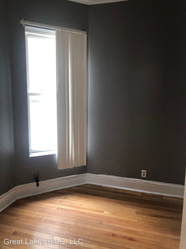 Foto del edificio - 4 br, 1 bath House - 6108 S Green St FL 2