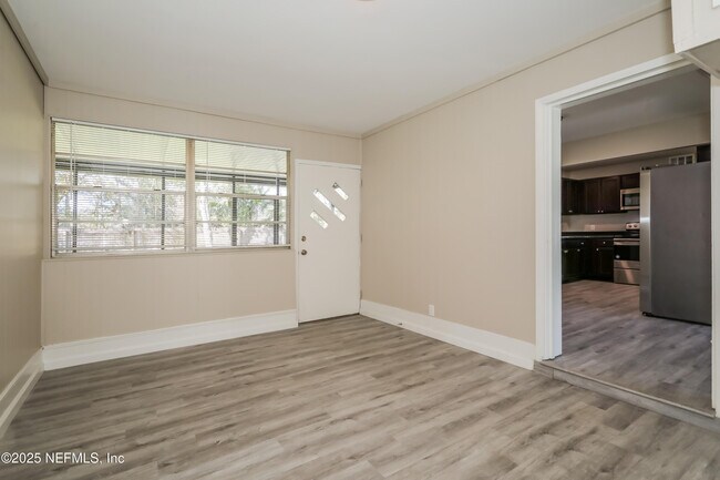 Building Photo - 7953 Patou Dr S