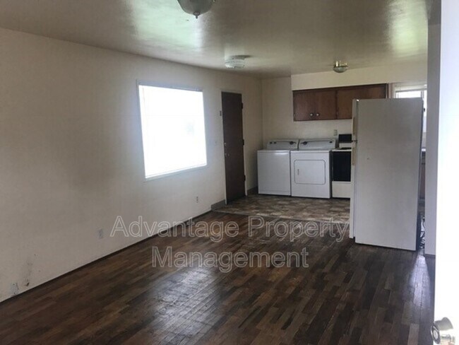 Foto del edificio - 1521 NW Kings Blvd