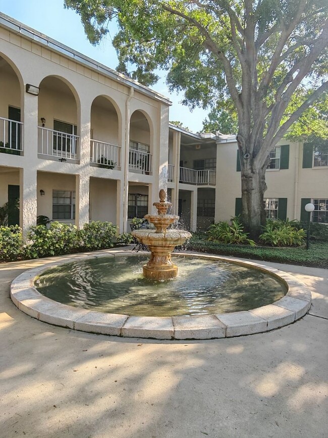Charming 2-Bedroom Home in an Unbeatable L... - Charming 2-Bedroom Home in an Unbeatable L...