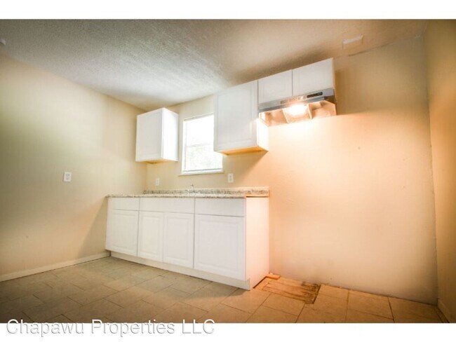 Building Photo - 3 br, 2 bath House - 512 S Monumental