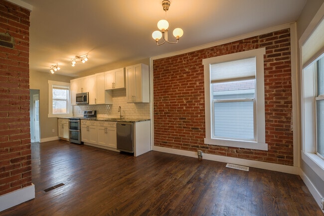 Building Photo - 529 Cherokee Street