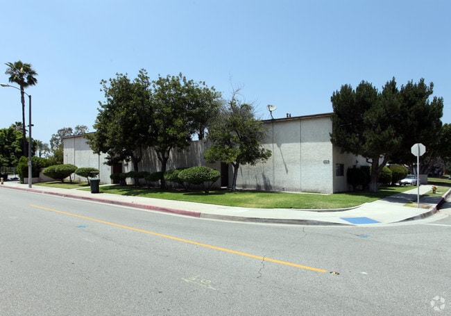 Primary Photo - 2309 E Garvey Ave N