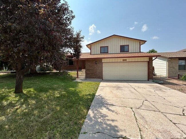 Building Photo - 5940 Breeze Ct