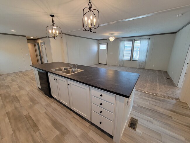 Building Photo - 9531 Anchor Dr