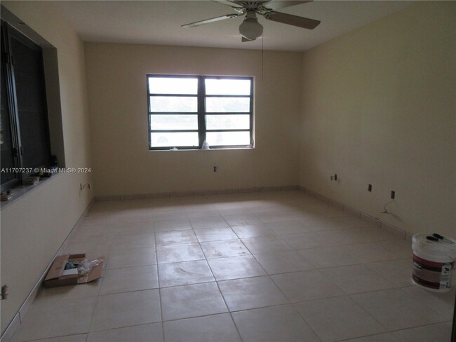 Foto del edificio - 24925 SW 134th Ct