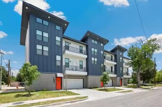 Building Photo - 4911 Alton Ave