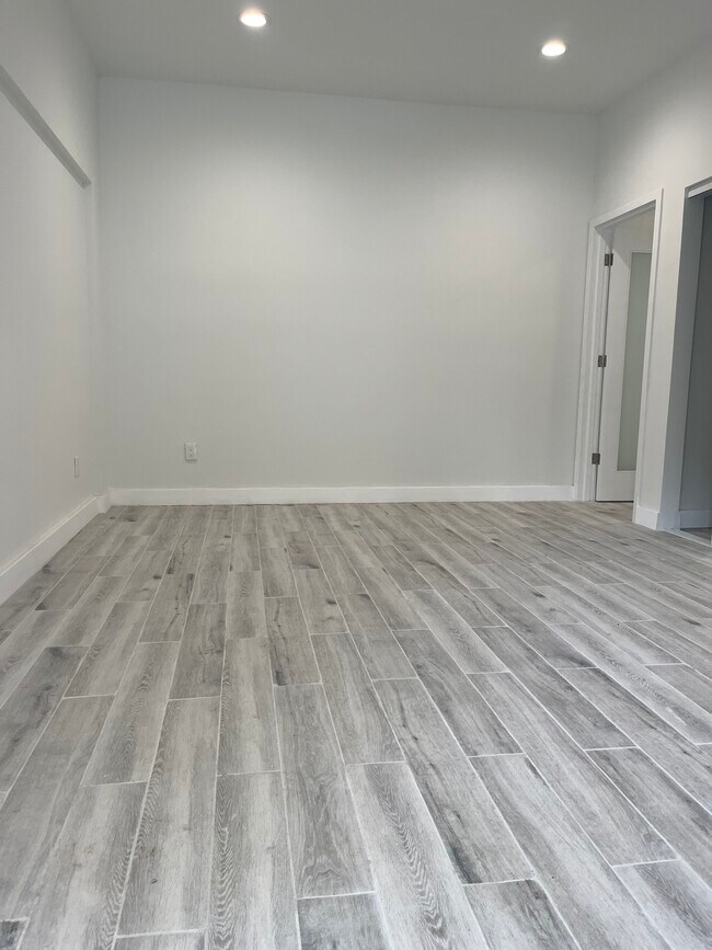 Foto del edificio - 12252 Otsego St