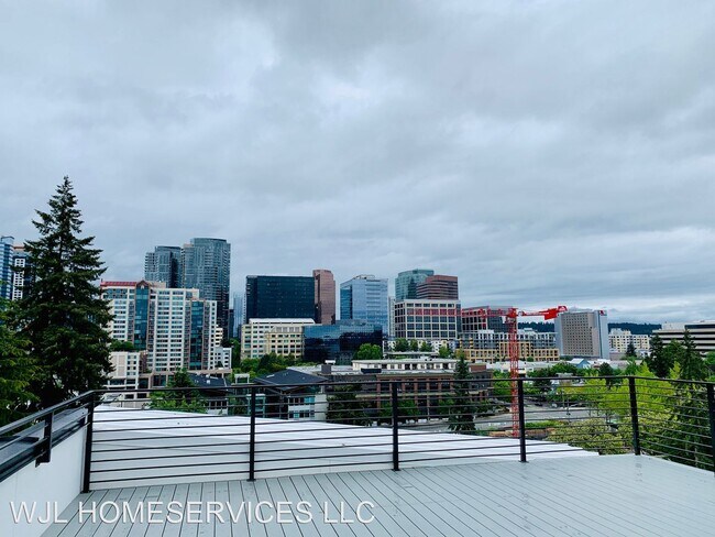 Foto del edificio - 3 br, 2.5 bath House - 10698 SE 2nd St