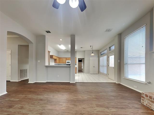 Building Photo - 8401 Greenfield Dr