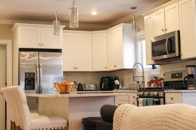 Photo - 118 Holland St Apartment