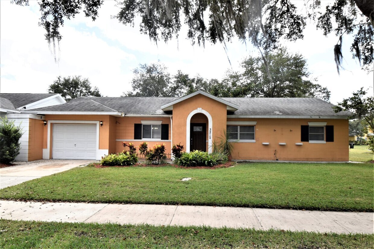 Primary Photo - 3212 Cashmere Dr