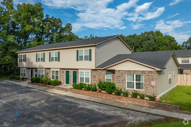 Building Photo - Castlewood Townhouses