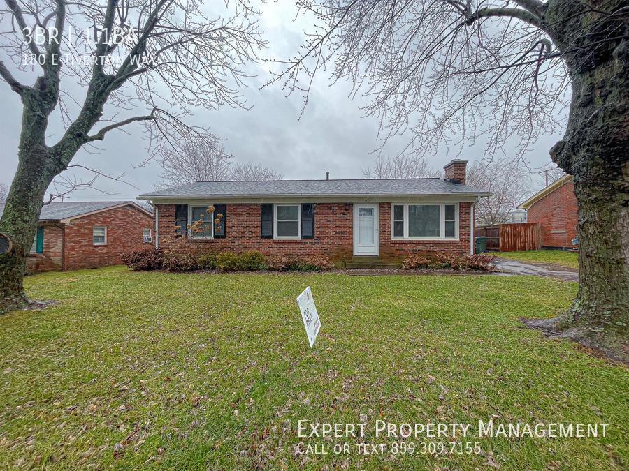 180 E Tiverton Way, Lexington, KY 40517 House Rental in Lexington, KY