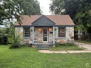 Building Photo - 2336 NW 32nd St