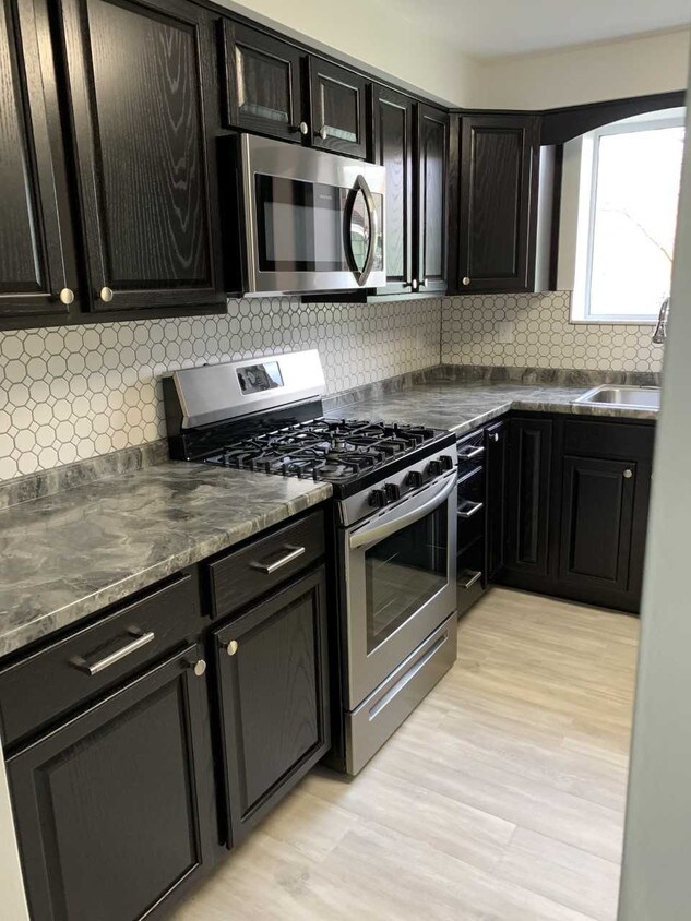 Kitchen - 4 Fountain St