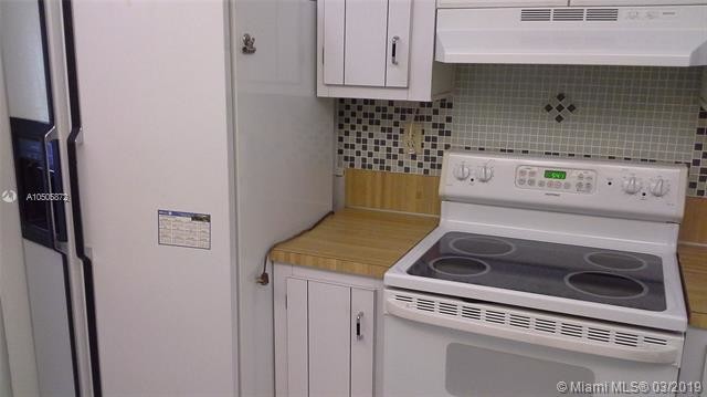 Foto del edificio - 6100 NW 44th St