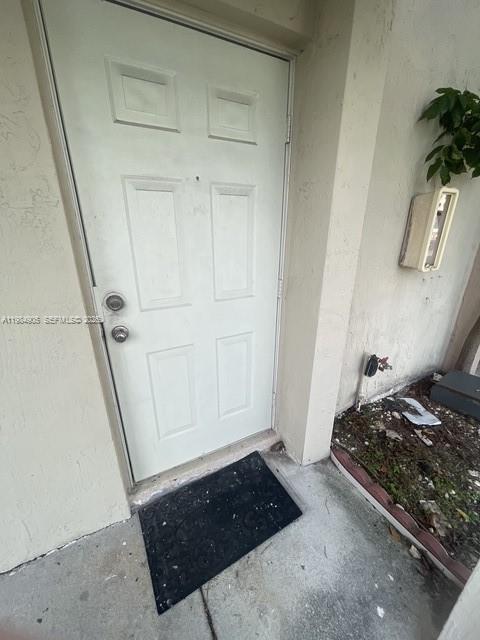 Foto del edificio - 2726 NW 131st St