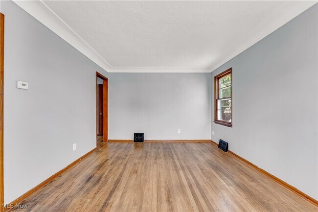 Foto del edificio - 1104 Hillsdale Rd
