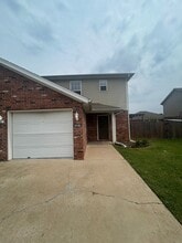 Building Photo - 2685 Ponchartrain St