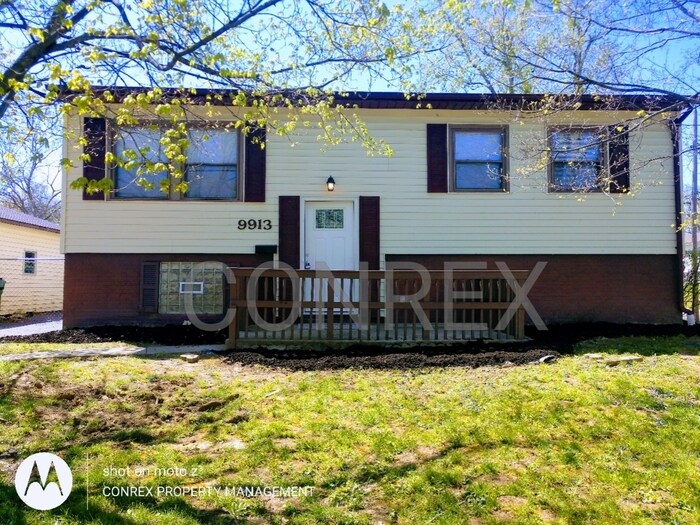 Primary Photo - Adorable Bi-Level Home
