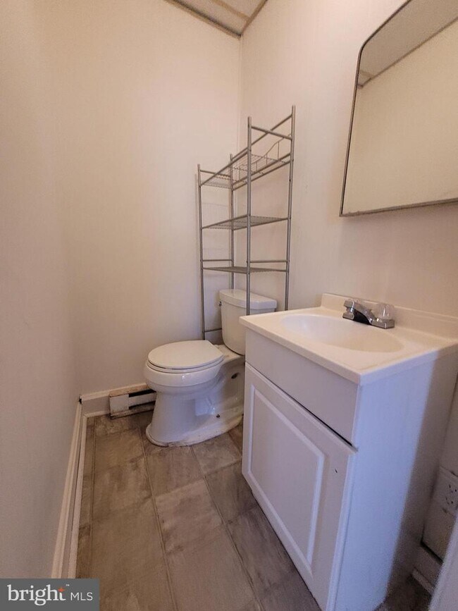 Foto del edificio - 409 N Washington St