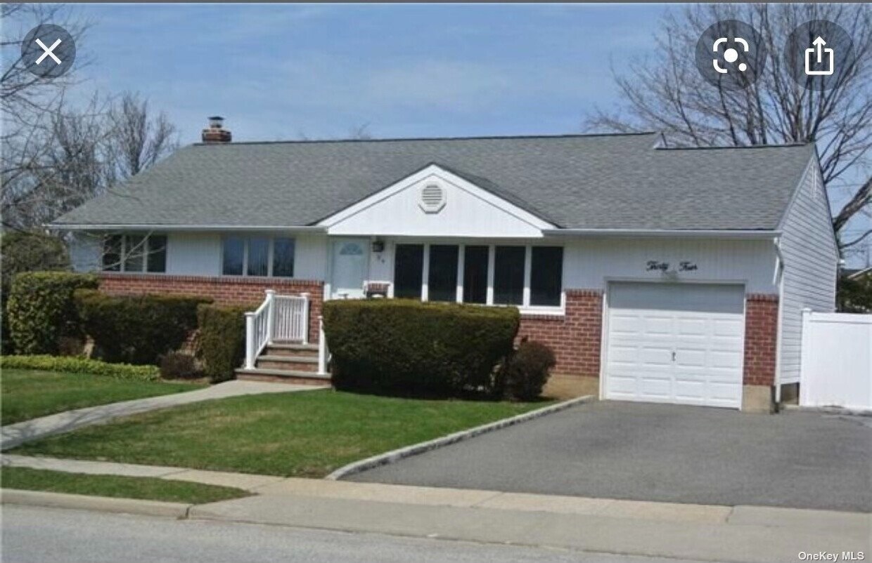 Primary Photo - 34 Ruby Ln