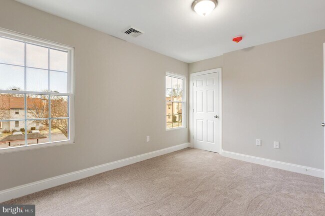 Building Photo - 109 Rutledge Ct