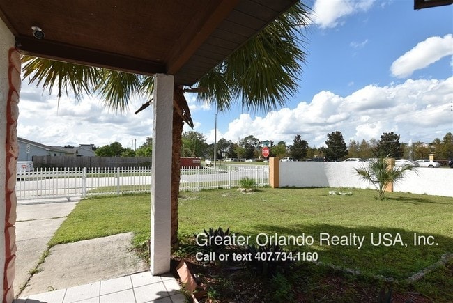 Building Photo - 5301 Moonglow Blvd
