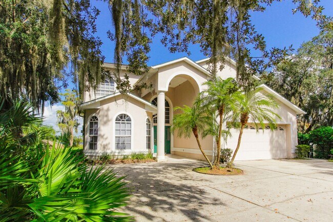 Foto del edificio - Beautiful Lake front home in West Kissimmee