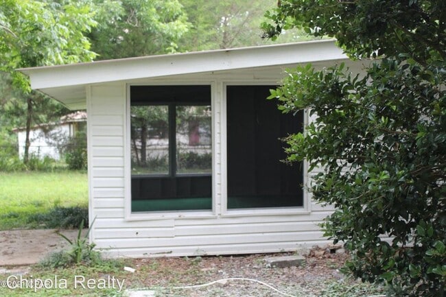 Building Photo - 4 br, 2 bath House - 115 Lisenby Dr