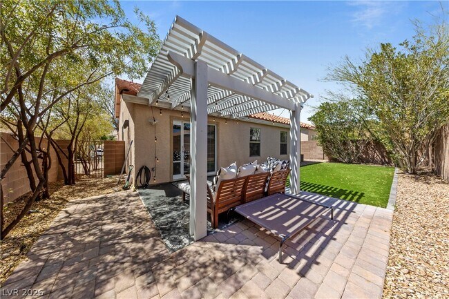 Foto del edificio - 9848 Lenox Crest Pl
